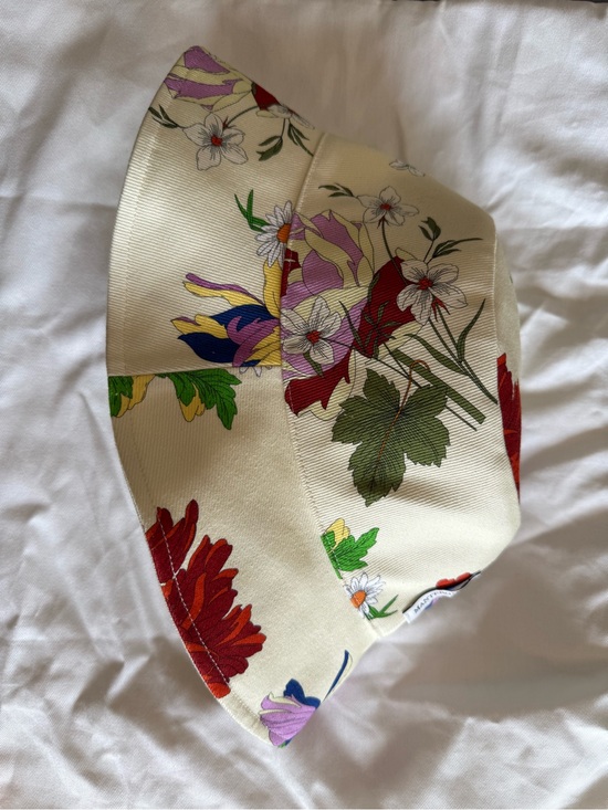 Mantero 1902 Accessories - Mantero 1902 Italian Bucket Hat Ivory Floral Print Made in Italy Size M - NWOT